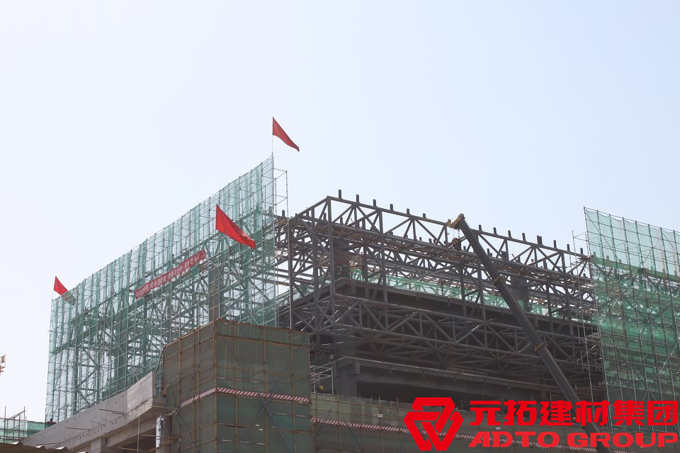 重慶盤扣式腳手架電話多少？盤扣式腳手架一個(gè)平方用的多少材料？
